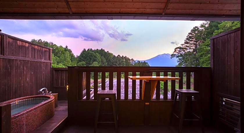 Tsutaya Tokinoyado Kazari