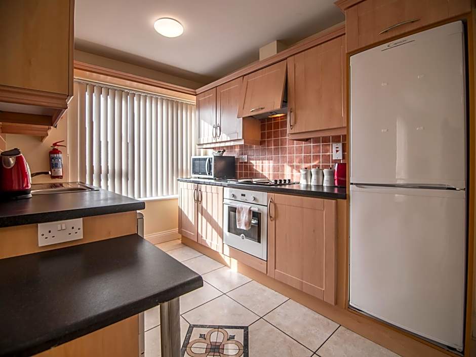 Donegan Court Aparthotel