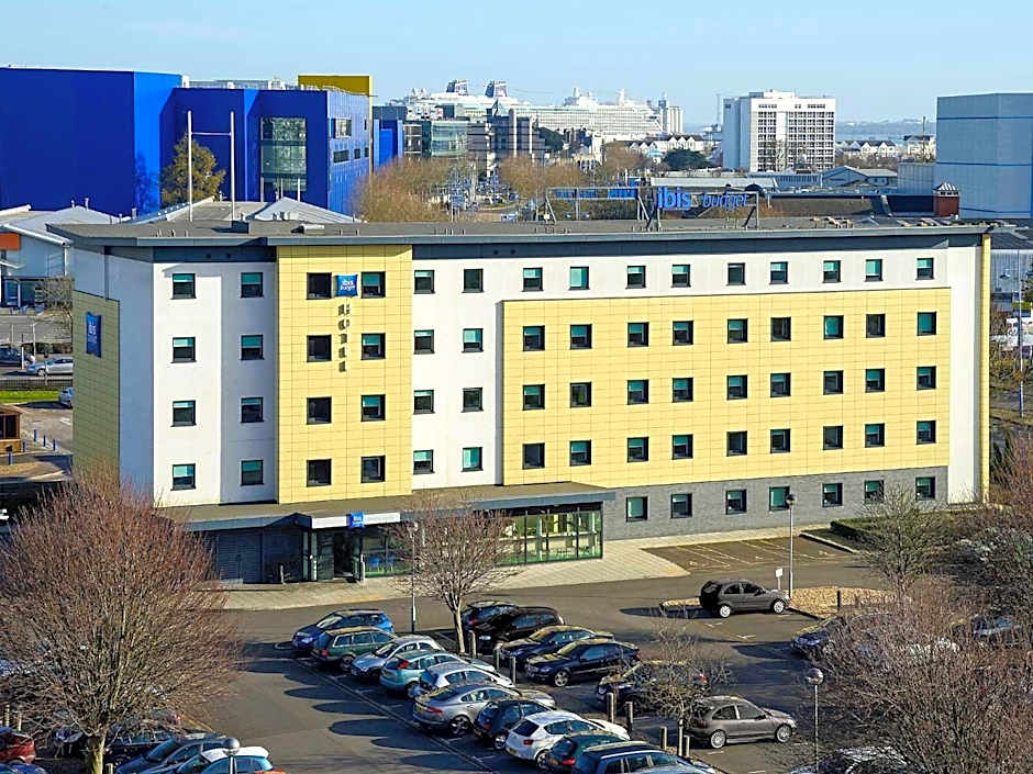 Photo 1 of 48 of ibis budget Southampton Centre