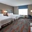 Hampton Inn By Hilton and Suites at Wisconsin Dells Lake Delton WI