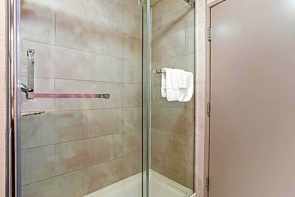 La Quinta Inn & Suites by Wyndham Hopkinsville