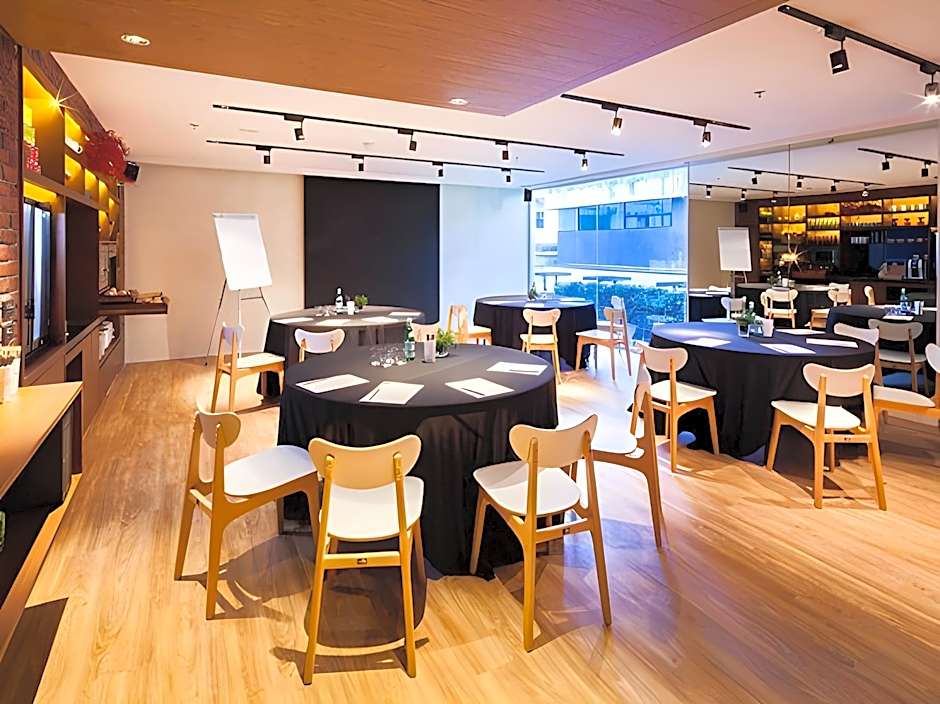 LiT BANGKOK Residence