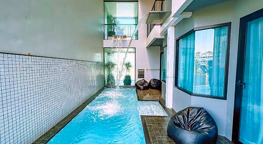 Ratri Hotel Phuket Old Town