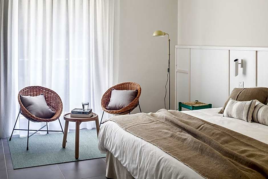 Aqua Hotel Bertran Park