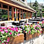 Fox Hotel And Suites