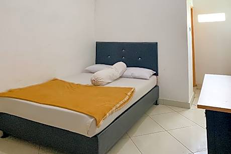 Penginapan Losmen Ayu Pamanukan RedPartner