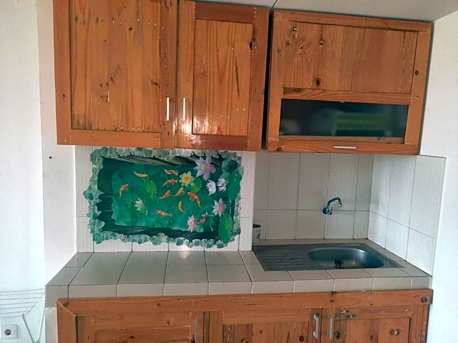 OYO Life 93140 Apartment Grand Sentraland By Fahri