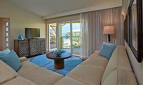 Deluxe Two-Bedroom Suite - Gulf Front