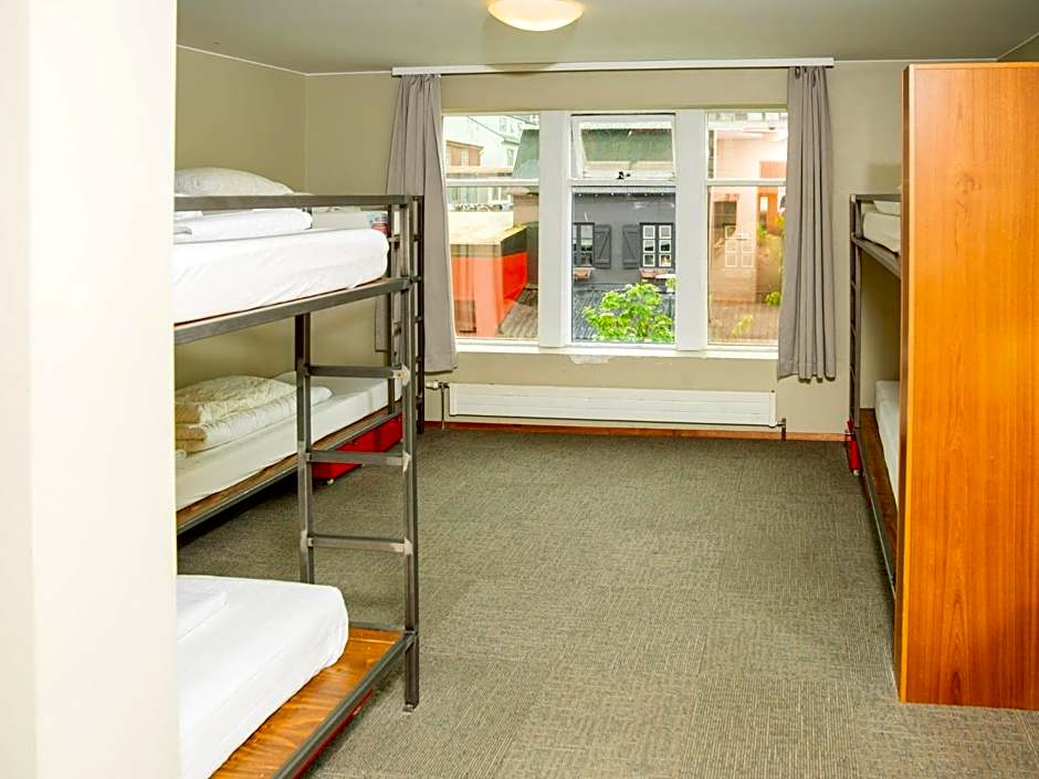 Loft - HI Eco Hostel