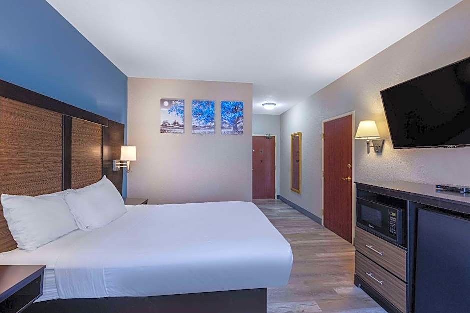 Baymont by Wyndham Kirksville University Area
