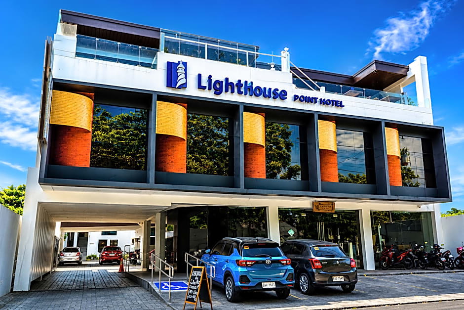 Lighthouse Point Hotel