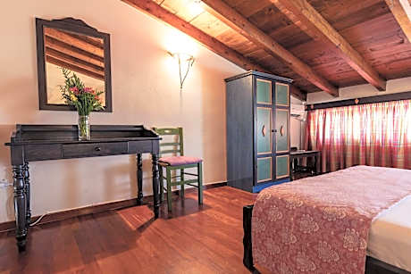 One Bedroom Apartment with Mountain View – Split Level