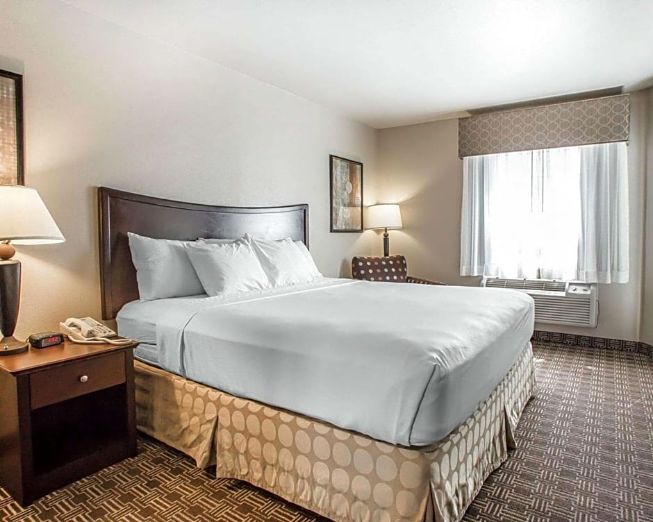 MainStay Suites St Robert-Fort Leonard Wood