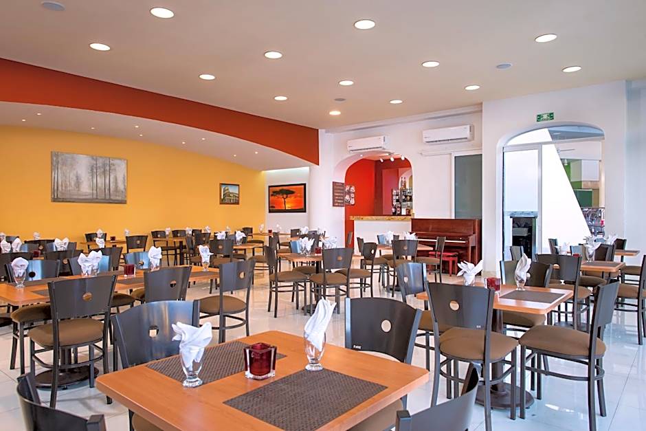 Costa Club Punta Arena