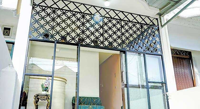 Hotel O Mantari Guesthouse