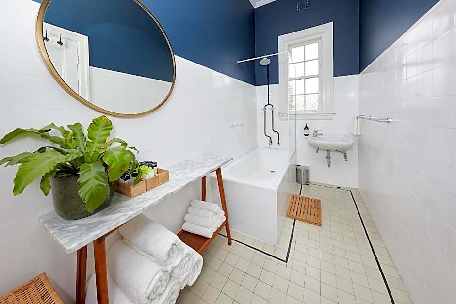 Bridgeview Hotel Willoughby