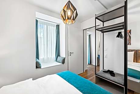Queen Suite