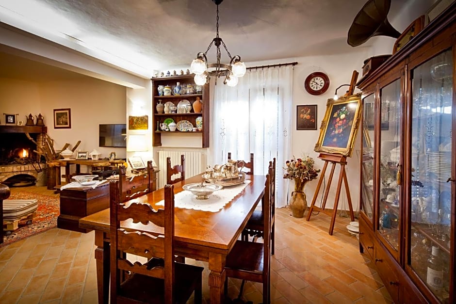 VILLA TITTI B&B