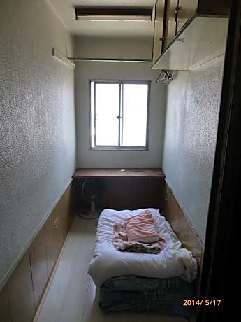 Japanese-Style Economy Single Room without TV and Air Conditioning - Non-Smoking