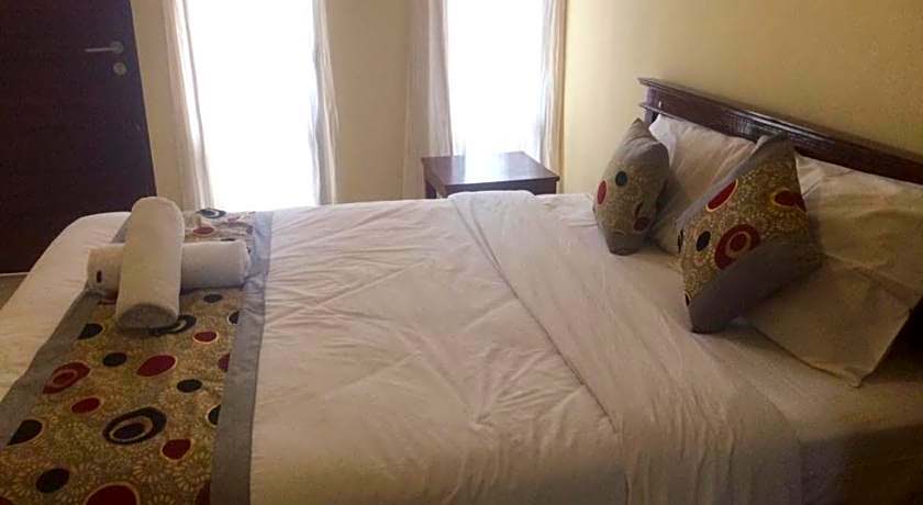 Reynold Artha Guest House RedPartner