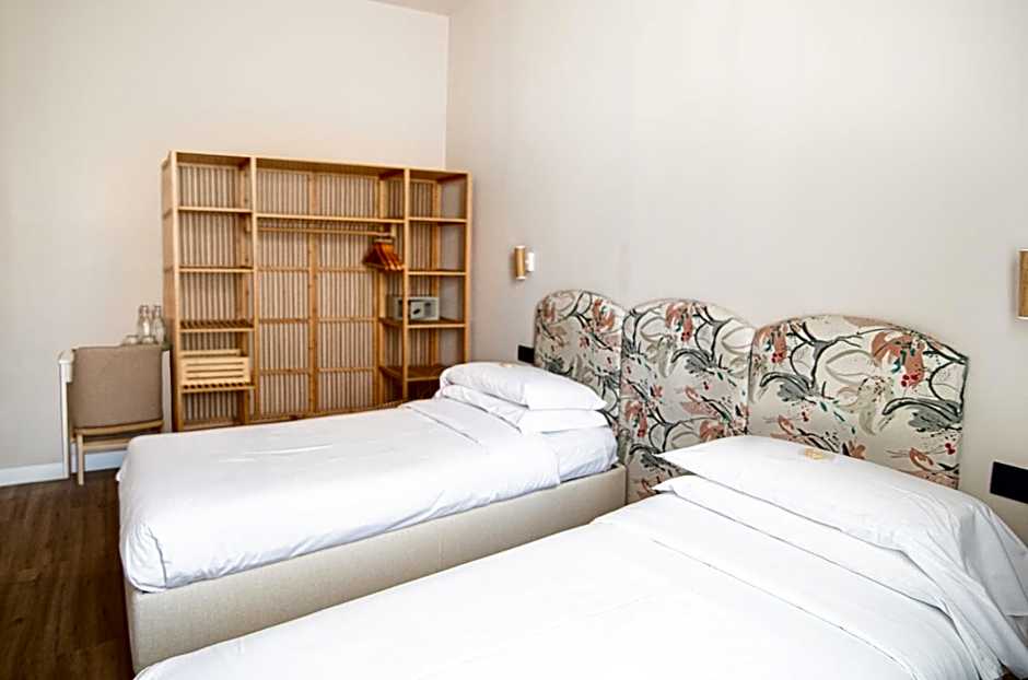 Albium Hotel