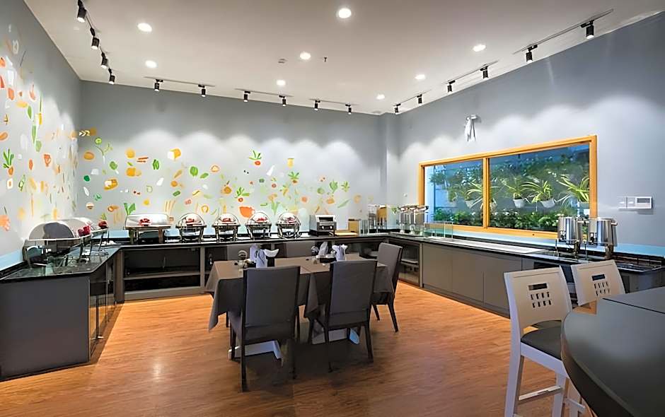 Asian Ruby Hotel & Spa