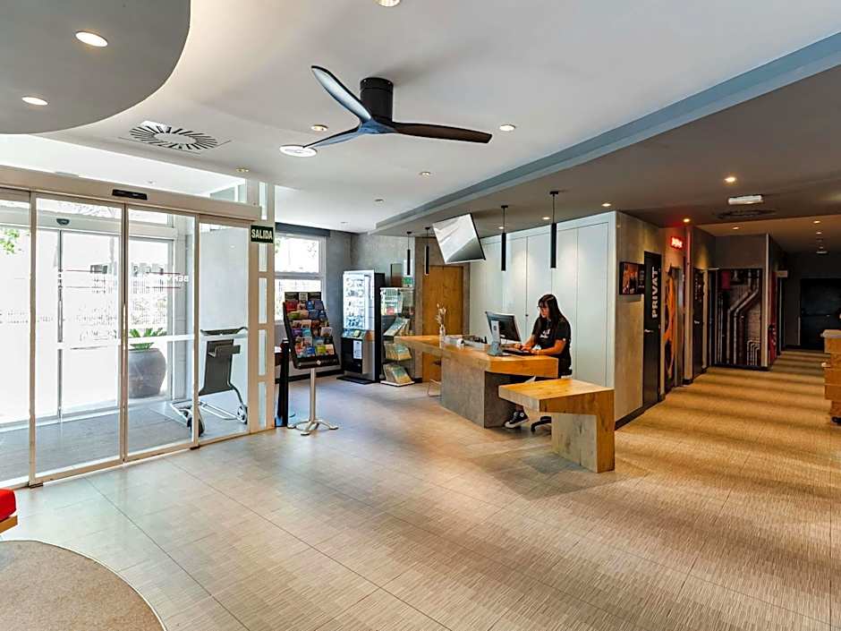 Ibis Barcelona Castelldefels