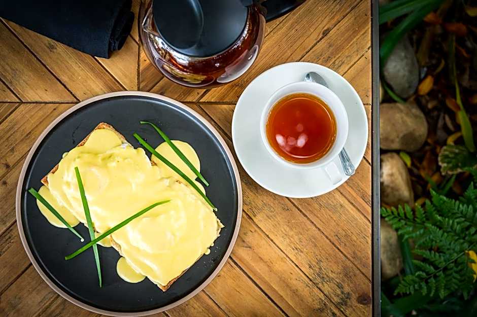 Sunbirds Oasis Lodge