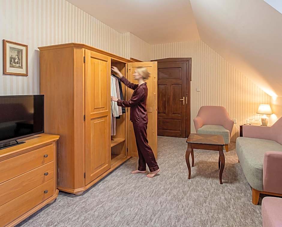 Hotel Salamander - Garni