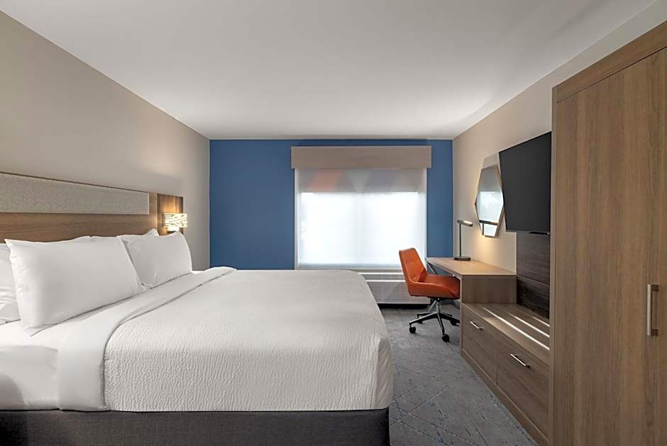 Holiday Inn Express Fayetteville-Fort Bragg