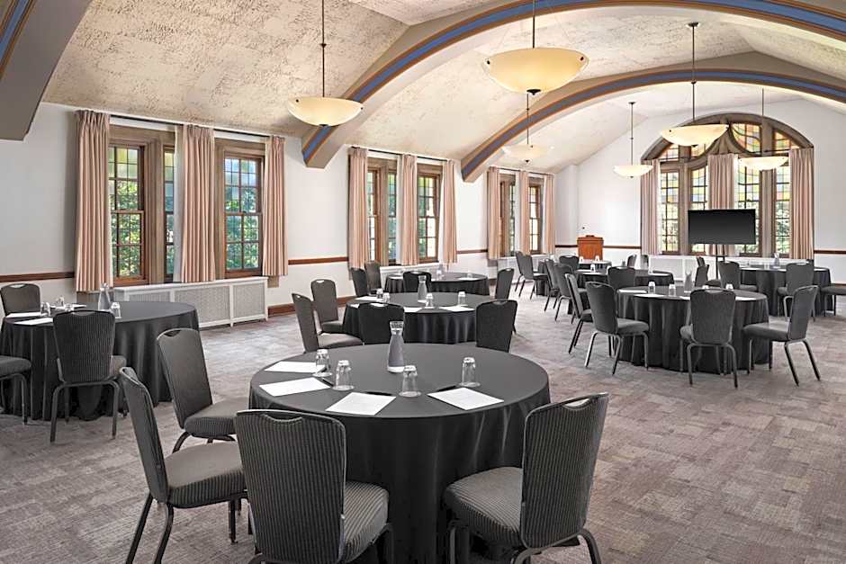 The Union Club Hotel at Purdue University, Autograph Collection