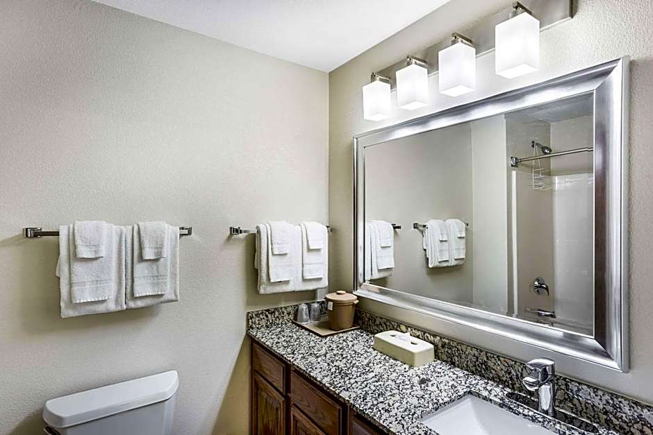MainStay Suites Cedar Rapids North - Marion – Cedar Rapids, IA
