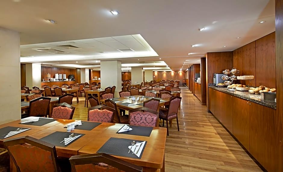 Central Park Hotel