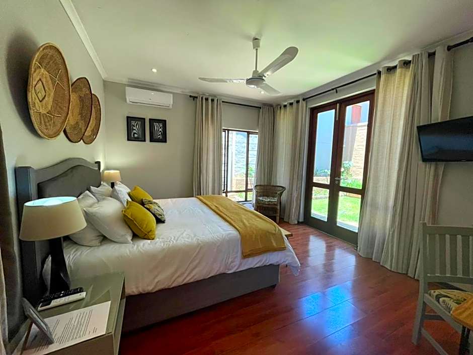 Khululeka Safaris Lodge