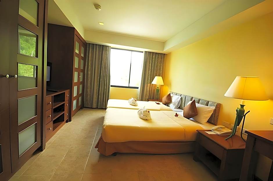 By The Sea Hotel Panwa Beach