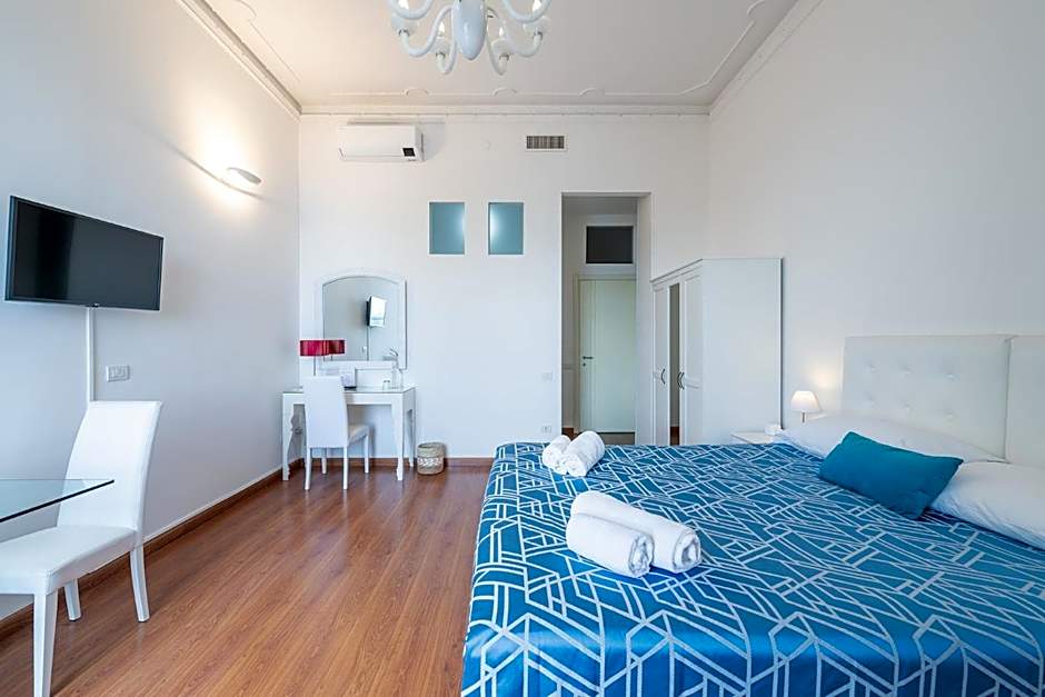 Blanco Rooms