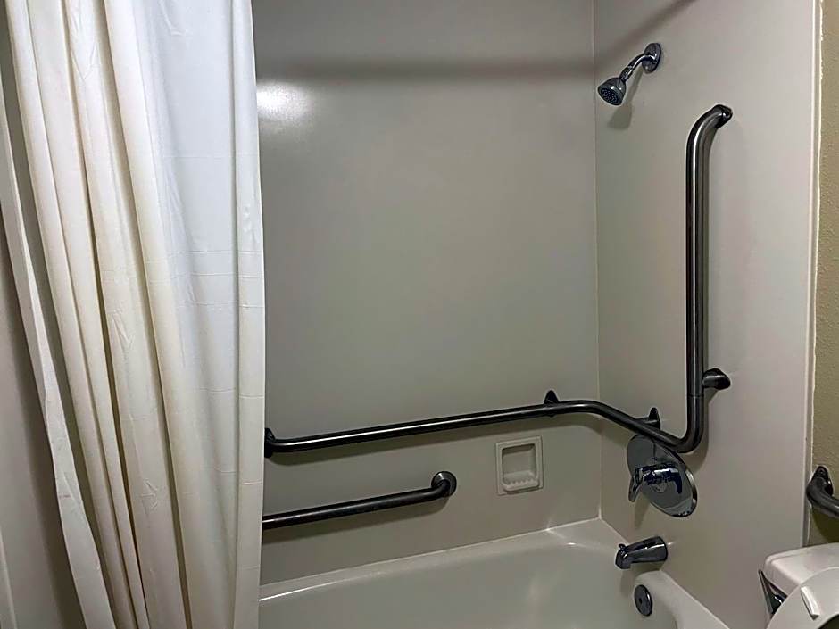 Quality Inn & Suites Tuscaloosa near University