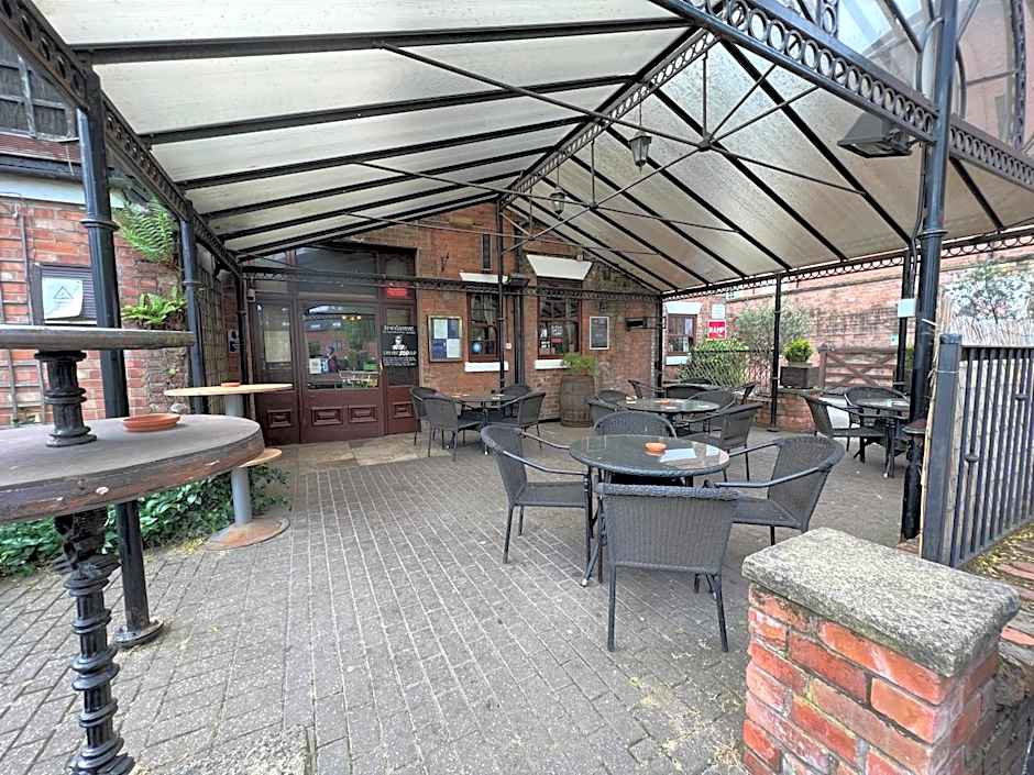 Georgian House Hotel