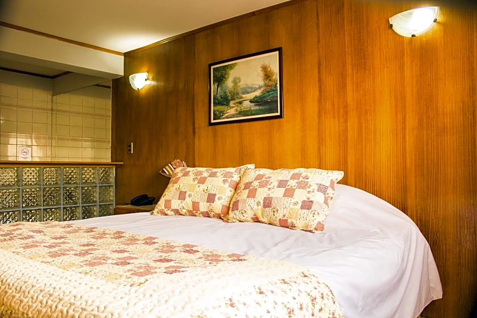 Hotel Windsor Suites