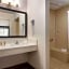 Days Inn & Suites by Wyndham Anaheim At Disneyland Park