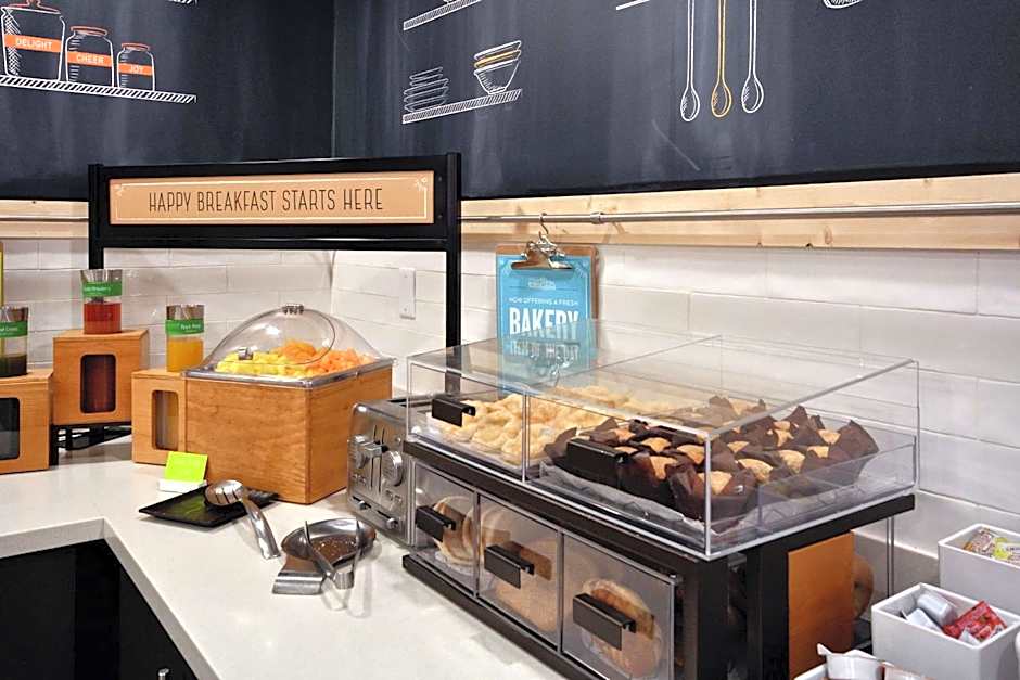 Hampton Inn By Hilton Raleigh-Capital Blvd. North