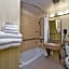 Holiday Inn Express LaGuardia Airport By IHG