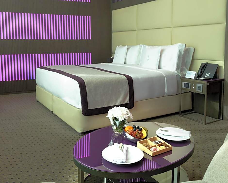 Premium 1 Double Bed or 2 Beds — 5 fotoğraftan 1. fotoğraf