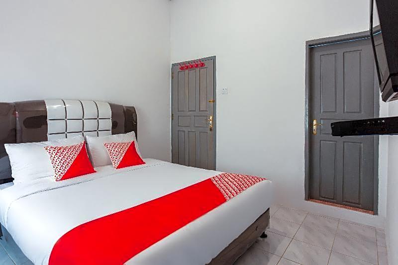 OYO 2903 Putri Residence Syariah