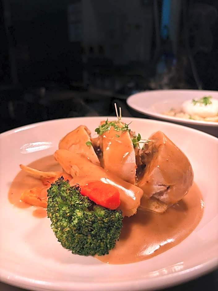 The Old Schoolhouse Hotel