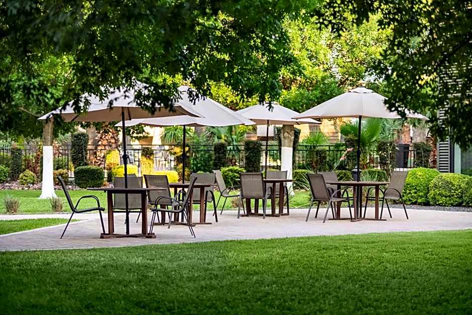 Ramada by Wyndham Del Rio