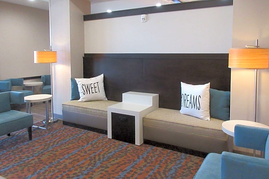 Sleep Inn & Suites Oregon - Madison