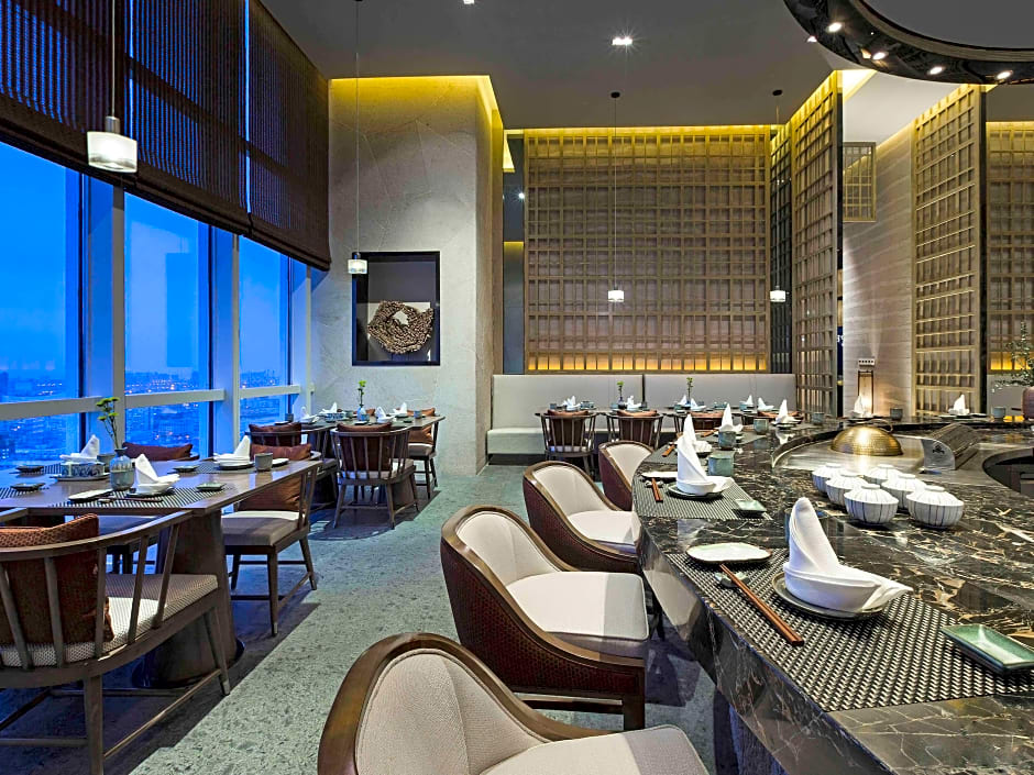 Pullman Yantai Center