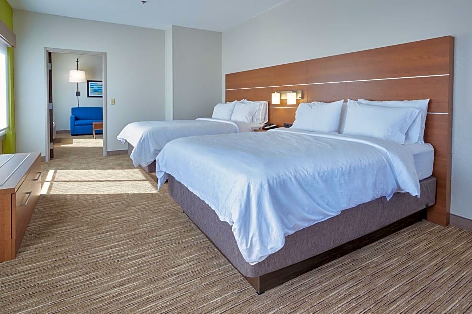 Holiday Inn Express Hotel and Suites Akron South-Airport Area