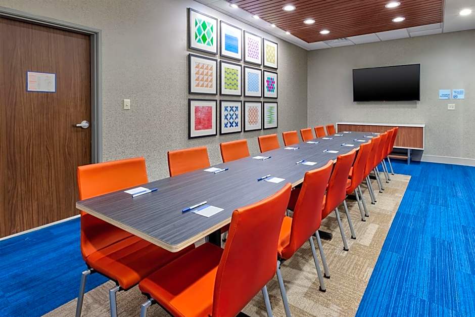 Holiday Inn Express And Suites Wooster By IHG